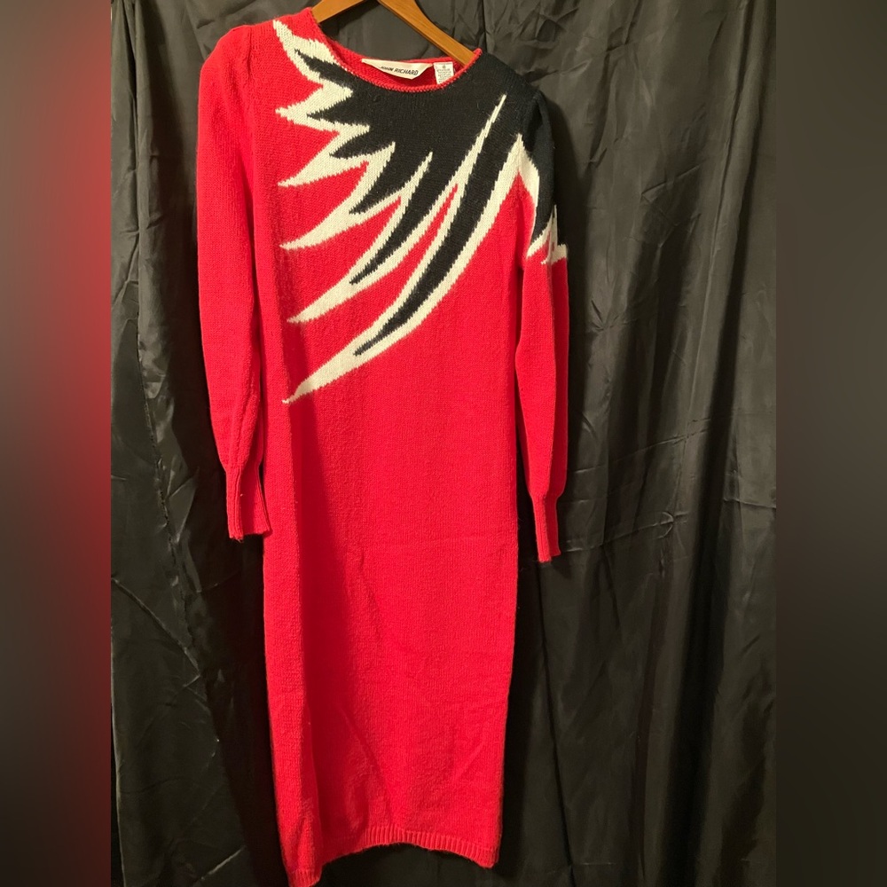 Elegant 1980s Red Black White Graphic Long Sleeve Sweater Dress